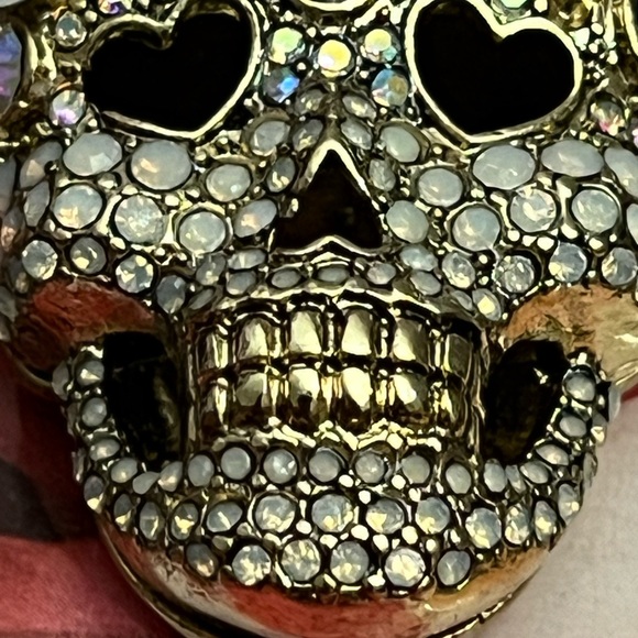 💗NIB BETSEY JOHNSON BLING SUGAR SKULL NECKLACE💗 - Picture 10 of 17
